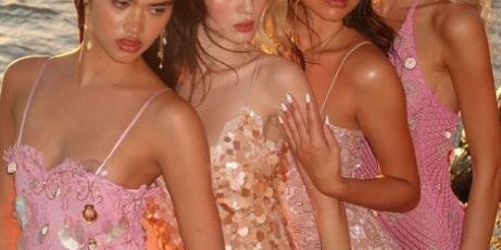Mini Dresses