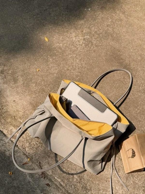 Nylon parachute tote bag