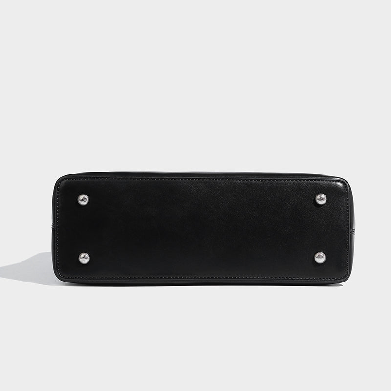 Zorashe Boston Bag