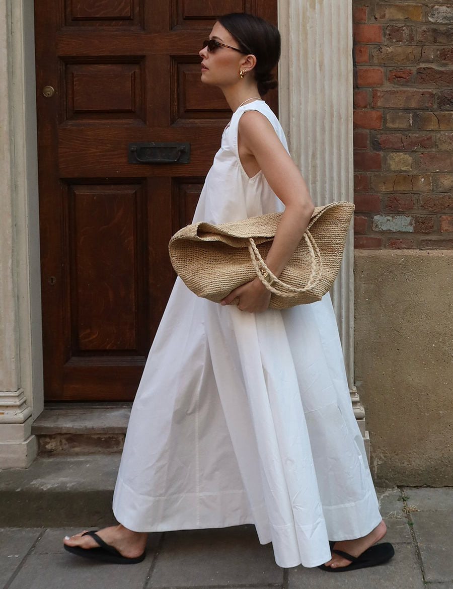 Resort-styleU-neckloose-fittinglongdress_2.png