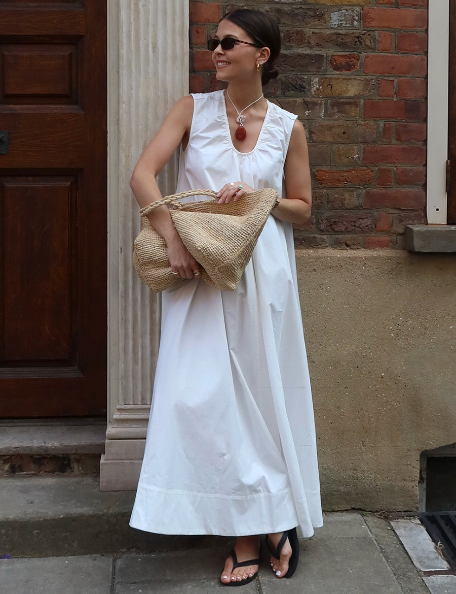 Resort-styleU-neckloose-fittinglongdress_4.png