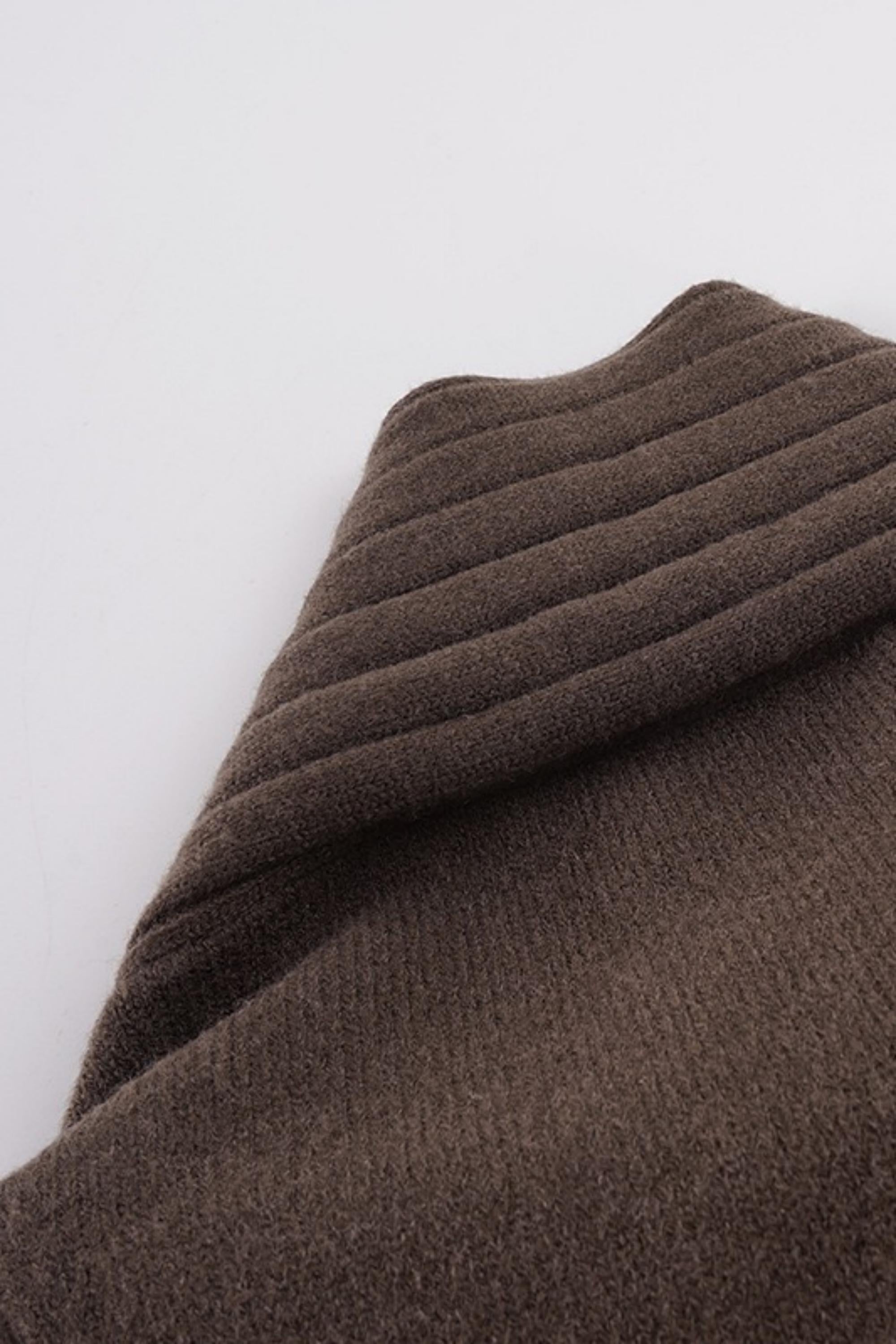 Brown Buckle Front Cropped Knit Cardigan