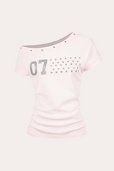 Number 07 Star Graphic Off-Shoulder T-Shirt