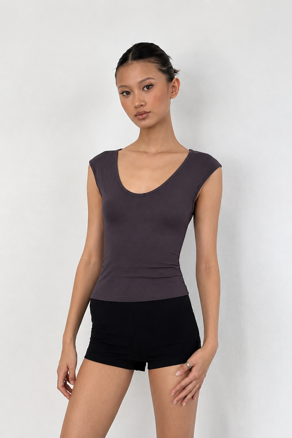 Slim Fit U-Neck Cap Sleeve Tank Top