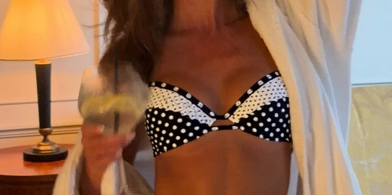 vintage-polka-dot-patchwork-bikini-set-high-leg-swimwear_ZORASHE_TP038_2.png